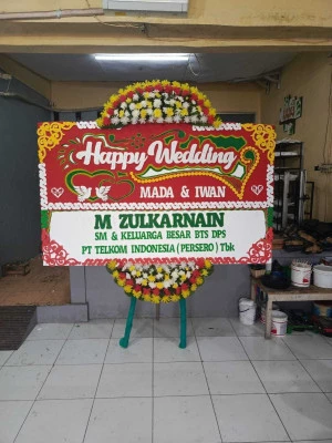 Papan Bunga di Cluster Sentul City